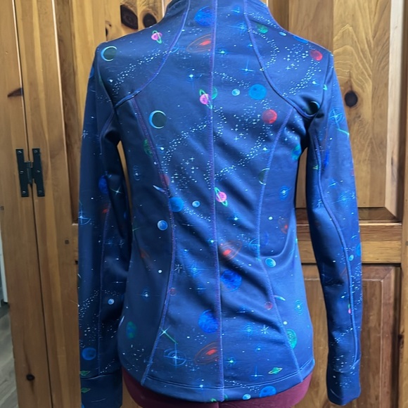 Jacket - Picture 5 of 7